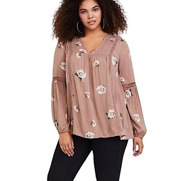 TORRID Beige Twill Eyelet Floral Print Popover Boho Peasant Blouse Size 0 - Picture 8 of 10